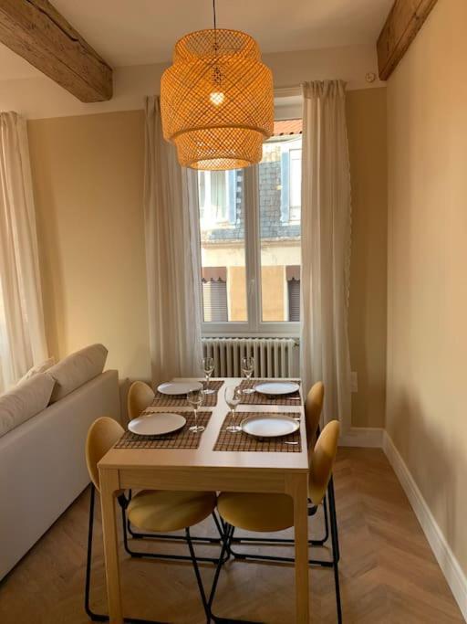 Appartement Centre Ville Historique - Le Modene Vienne  Extérieur photo